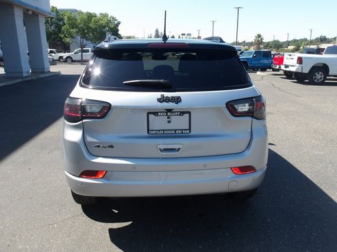 New 2025 Jeep Compass Limited w/ High Altitude Package image 7