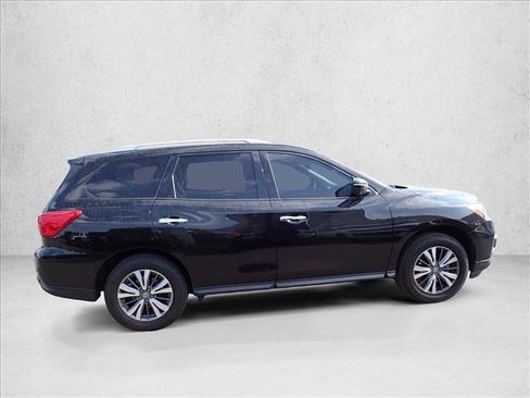 Used 2019 Nissan Pathfinder SL AWD/4WD image 3