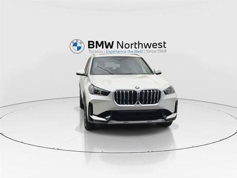 New 2026 BMW X1 xDrive28i w/ Technology Package AWD/4WD image 7