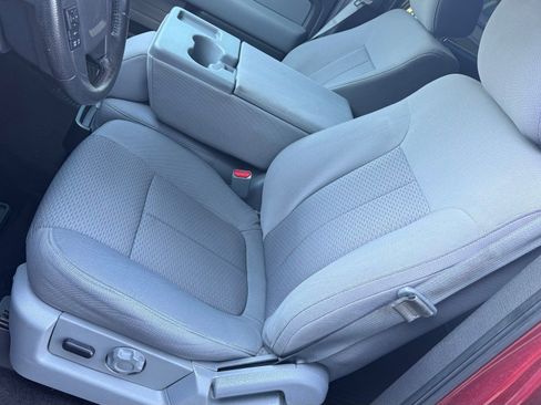 Used 2013 Ford F150 XLT w/ Luxury Equipment Group image 28