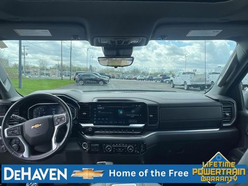Used 2022 Chevrolet Silverado 1500 LTZ w/ LTZ Premium Package image 21