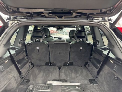 Used 2018 Volvo XC90 T6 R-Design w/ Convenience Package image 44