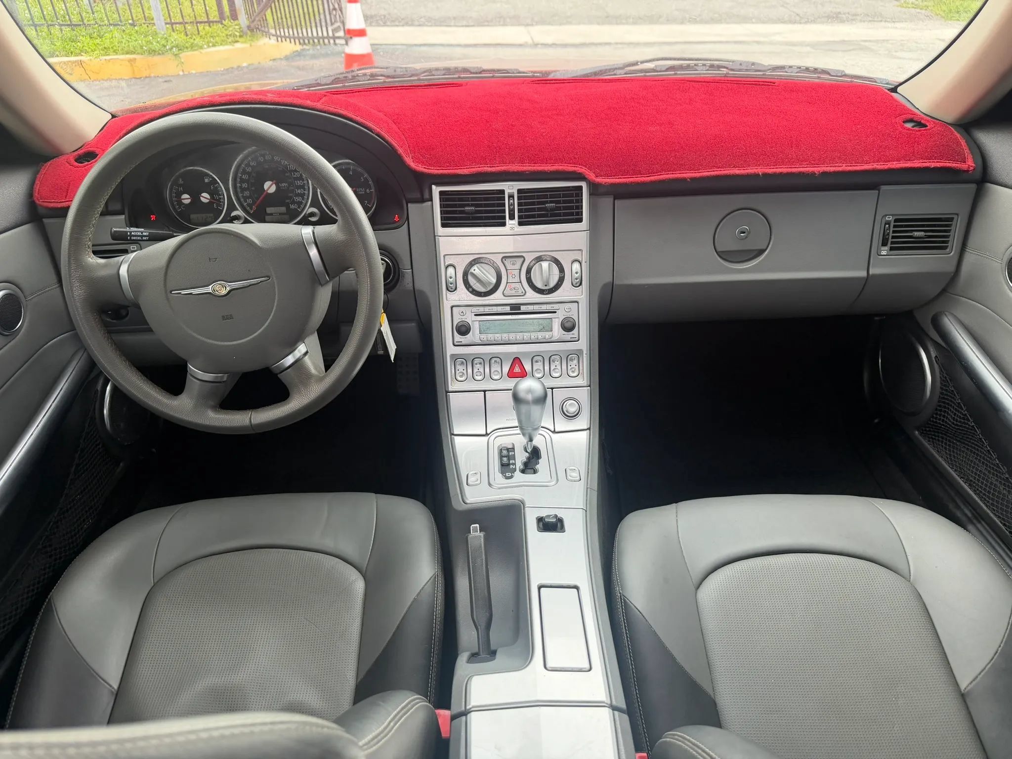 Used 2004 Chrysler Crossfire Coupe RWD image 8