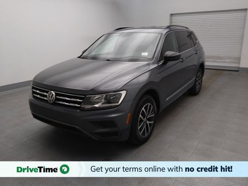 Used 2020 Volkswagen Tiguan SE w/ 3rd Row Seat Package image 1