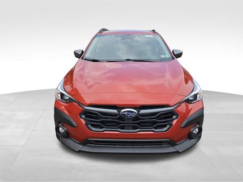 Used 2024 Subaru Crosstrek 2.0i Premium AWD/4WD image 2