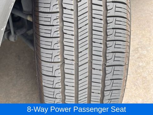 Used 2023 Hyundai Santa Fe SEL w/ Premium Package image 5