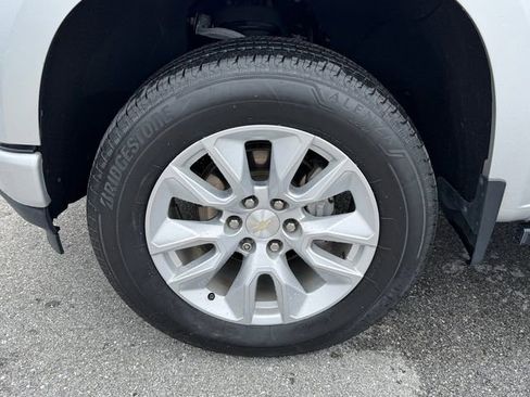 Used 2021 Chevrolet Silverado 1500 Custom RWD image 9