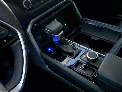 Used 2023 Toyota Tundra Platinum image 16