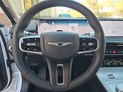 Certified 2026 Genesis GV70 2.5T Advanced w/ G1 Accessory Package AWD/4WD image 19