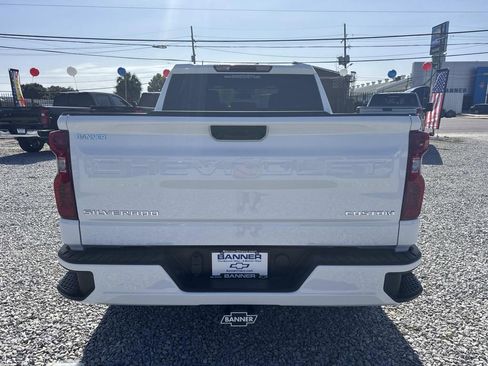 New 2026 Chevrolet Silverado 1500 Custom image 6