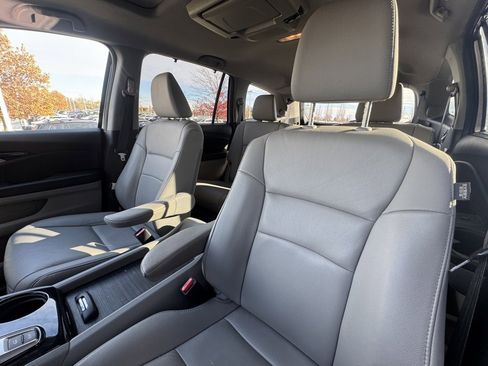 Used 2022 Honda Pilot Touring image 21