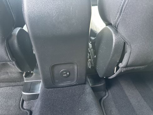 Used 2022 Ford Escape SE image 10