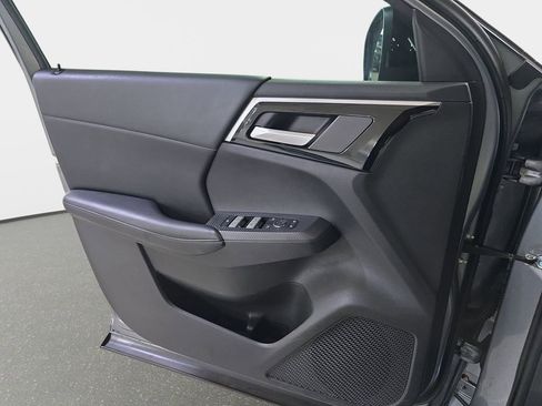 Used 2022 Mitsubishi Outlander SE AWD/4WD image 27