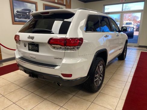 Used 2020 Jeep Grand Cherokee Limited image 5