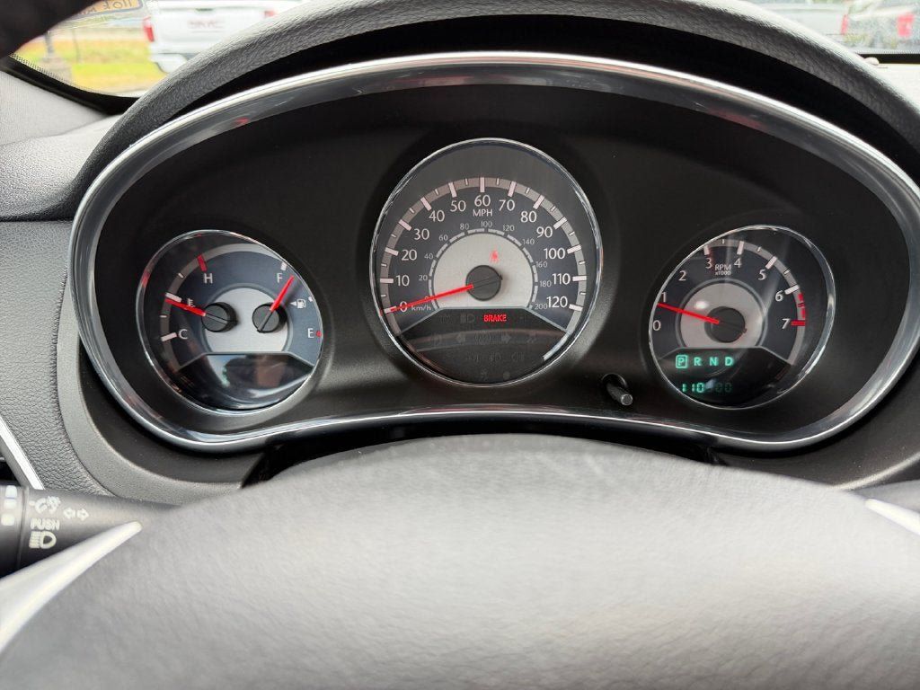 Used 2014 Chrysler 200 Touring FWD image 15