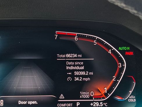 Used 2020 BMW 330i Sedan w/ Premium Package RWD image 5