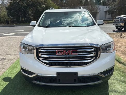 Used 2018 GMC Acadia SLT AWD/4WD image 2