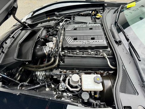 Used 2019 Chevrolet Corvette Z06 RWD image 39