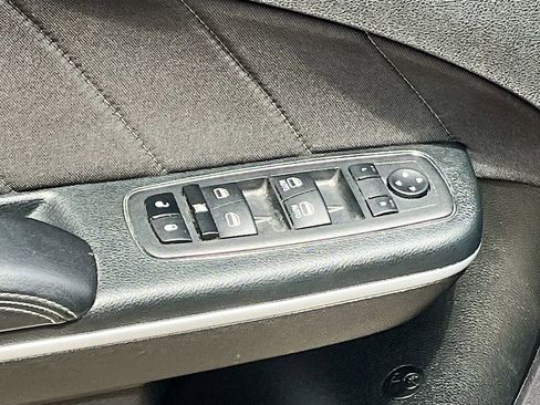 Used 2023 Dodge Charger SXT w/ Cold Weather Package RWD image 17