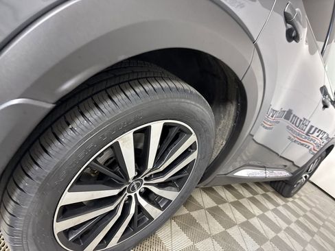 Used 2024 Nissan Pathfinder Platinum w/ Cargo Package image 33