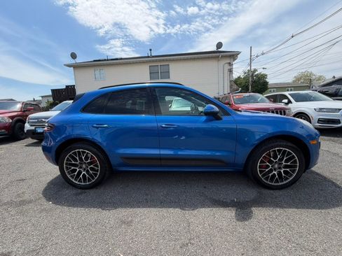 Used 2015 Porsche Macan Turbo AWD/4WD image 3