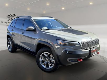 Used 2019 Jeep Cherokee Trailhawk w/ Cold Weather Group