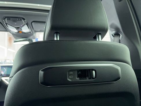 Used 2024 BMW X5 sDrive40i image 18