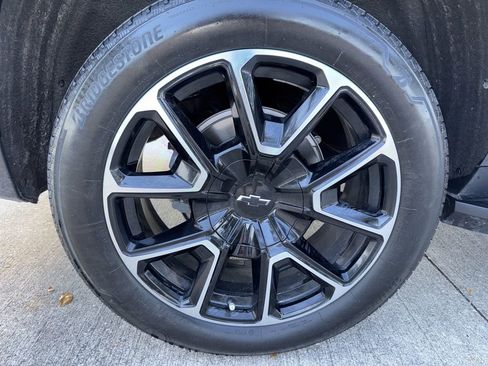 Used 2022 Chevrolet Tahoe RST w/ Luxury Package image 42