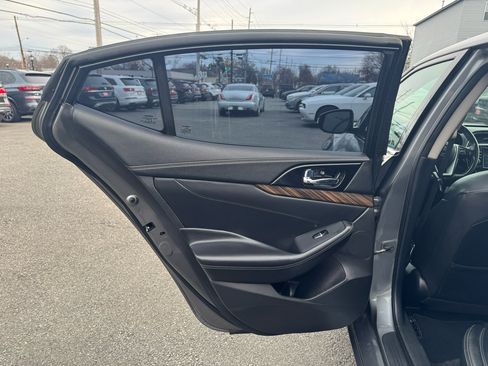 Used 2016 Nissan Maxima Platinum image 19