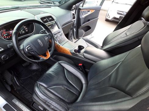 Used 2016 Lincoln MKX Select w/ Select Plus Package AWD/4WD image 26