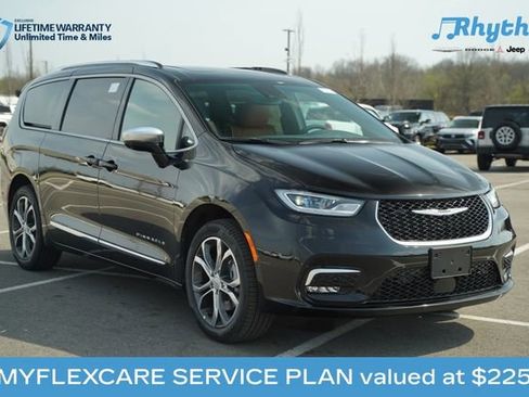 New 2026 Chrysler Pacifica Pinnacle image 1