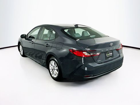 Used 2025 Toyota Camry LE image 5