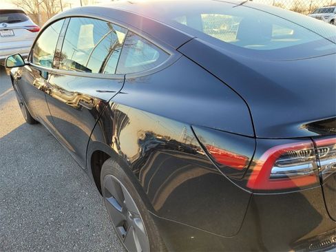Used 2023 Tesla Model 3 Standard Range image 7