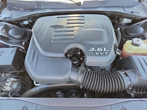 Used 2022 Dodge Charger SXT RWD image 17