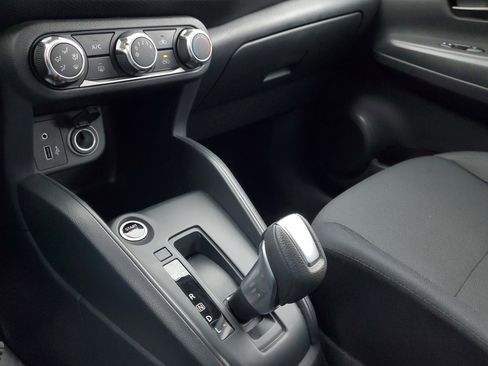 Certified 2024 Nissan Kicks S image 26