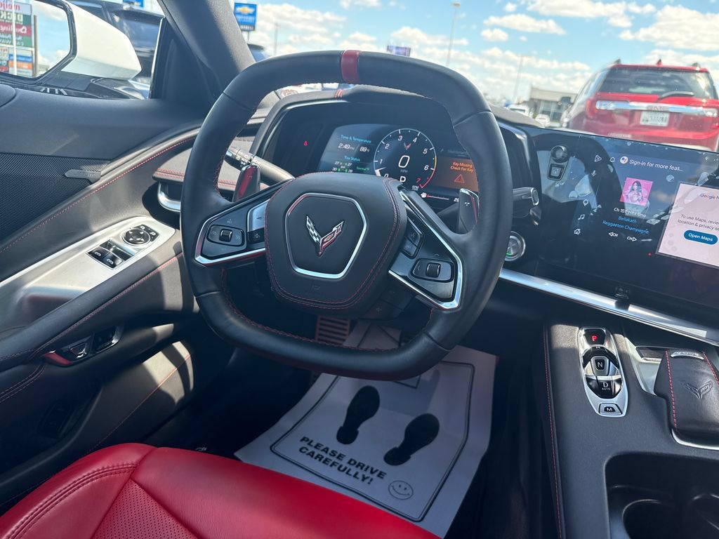 Used 2025 Chevrolet Corvette Stingray Coupe w/ 1LT RWD image 15