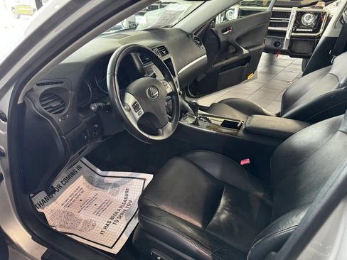 Used 2012 Lexus IS 250 AWD w/ Premium Pkg Value Edition image 9