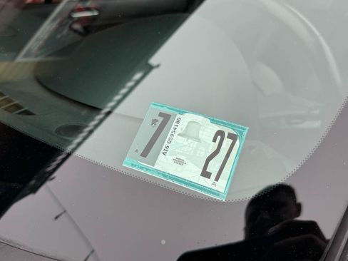 Used 2006 MAZDA MX-5 Miata Touring RWD image 32