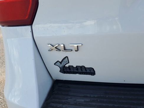 Used 2021 Ford Expedition XLT RWD image 5