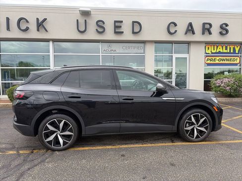 Used 2024 Volkswagen ID.4 Pro S AWD/4WD image 9