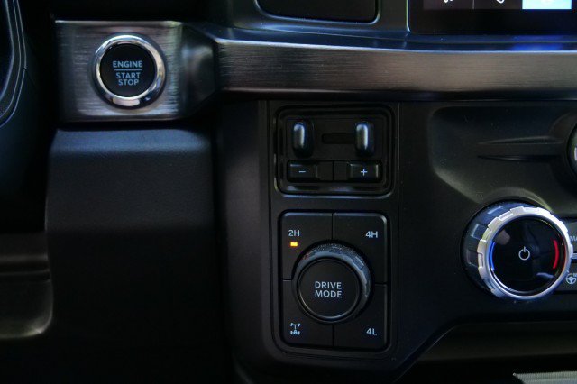 Used 2024 Ford F250 Lariat w/ Sport Appearance Package AWD/4WD image 18