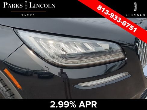 Certified 2022 Lincoln Corsair FWD w/ Premium Package image 6