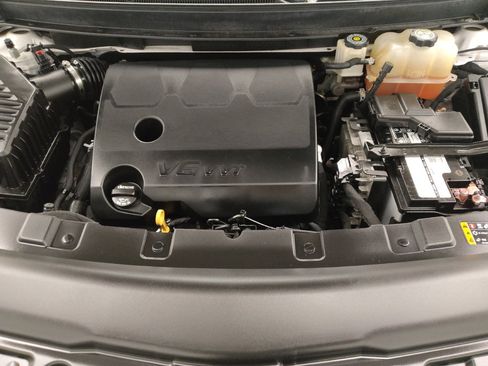 Used 2018 Buick Enclave Premium w/ Experience Buick Package image 30