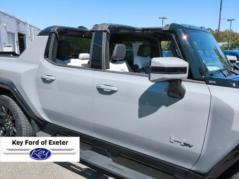Used 2025 GMC Hummer EV 2X AWD/4WD image 59