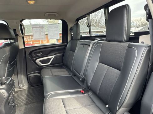 Used 2018 Nissan Titan PRO-4X image 23