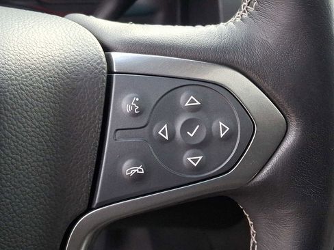 Used 2019 Chevrolet Suburban Premier w/ Premier Plus Edition image 25