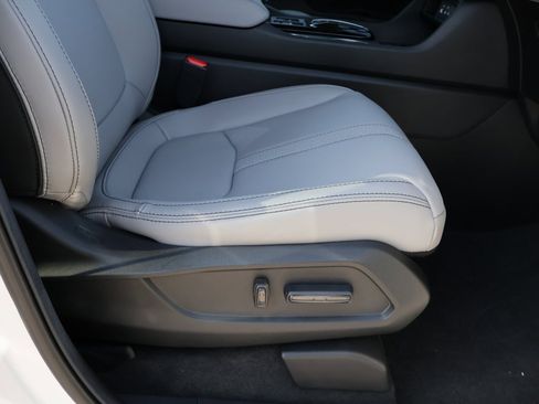 New 2025 Honda Pilot EX-L image 9