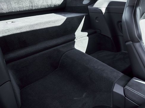 Used 2022 Porsche 911 GT3 image 39