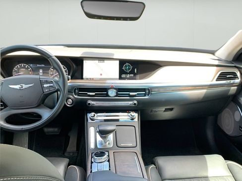 Used 2022 Genesis G90 5.0 Ultimate RWD image 18