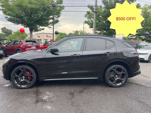 Used 2024 Alfa Romeo Stelvio Veloce AWD/4WD image 12